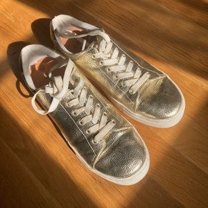 Gold H&M casual sneakers